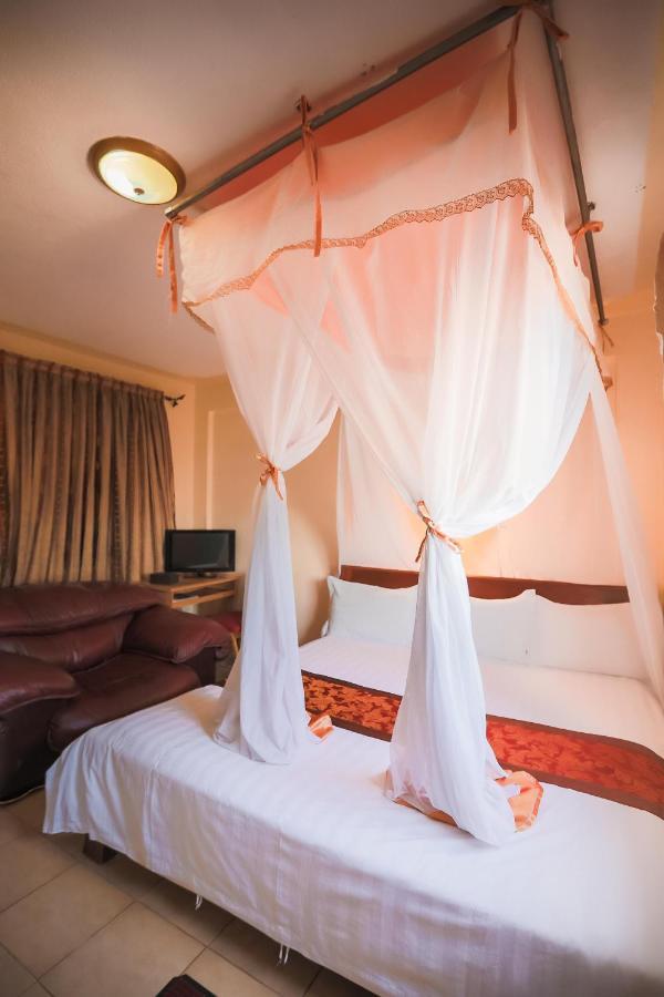 نيروبي Airport View Plaza Hotel المظهر الخارجي الصورة